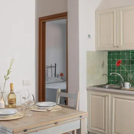 Apartment Tranquil Village 1 Bedroom B4p-premier Sleeps 4 Persons