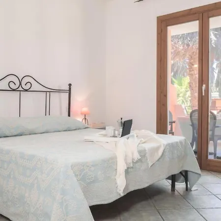 Apartment Tranquil Village 1 Bedroom B4p-premier Sleeps 4 Persons *
