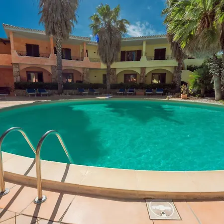Tranquil Village 1 Bedroom B4p-premier Sleeps 4 Persons * Palau